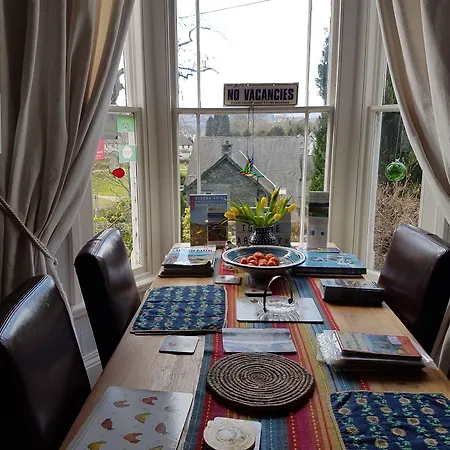 Archway לינה וארוחת בוקר 4*