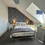 Alojamento de Acomodação e Pequeno-almoço Archway 4*