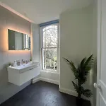 Archway Bed & Breakfast 4*
